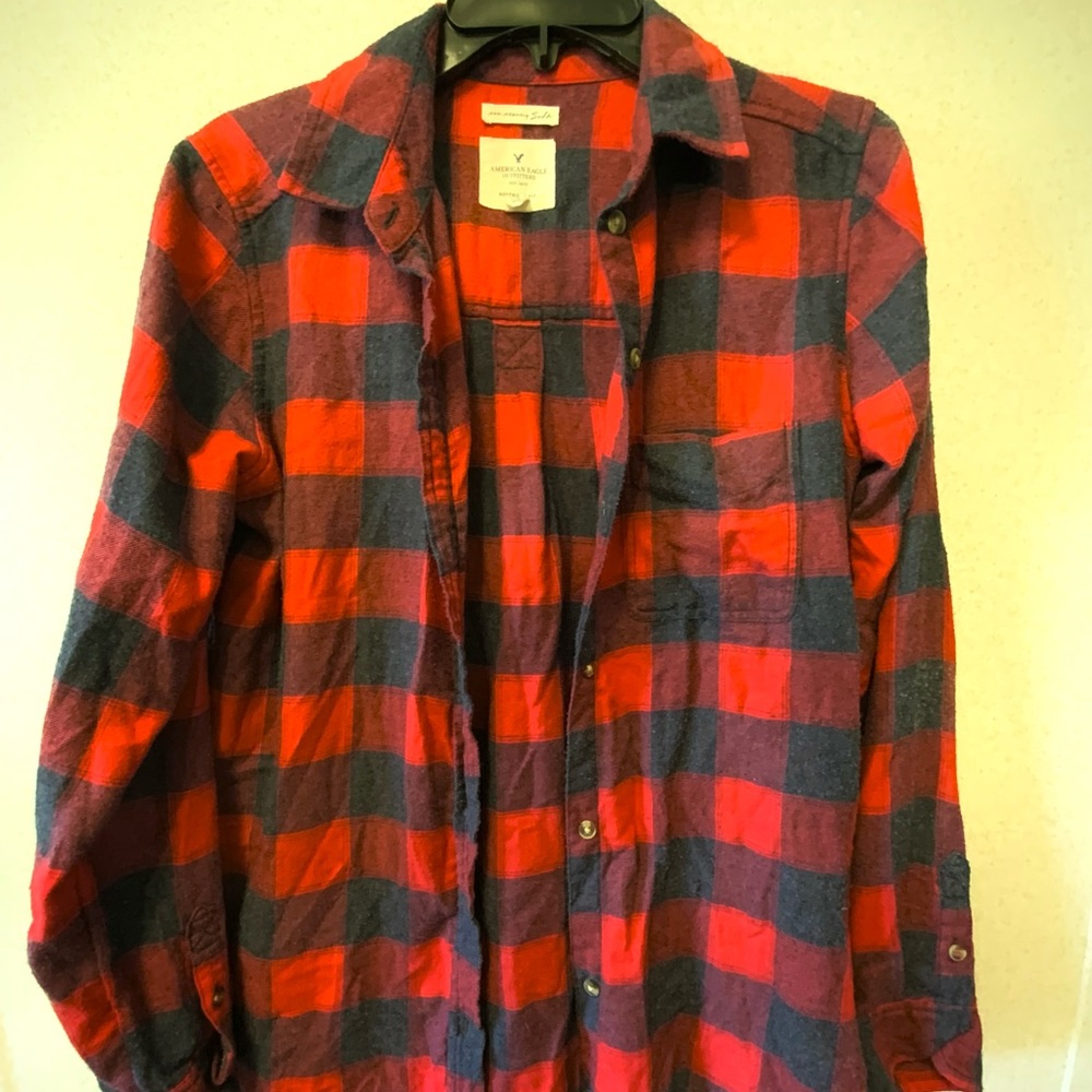 American Eagle boyfriend fit red & black flannel